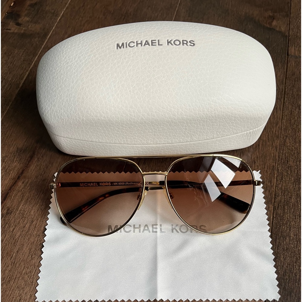 Michael Kors MK5009 Rodinara sunglasses with cloth and case